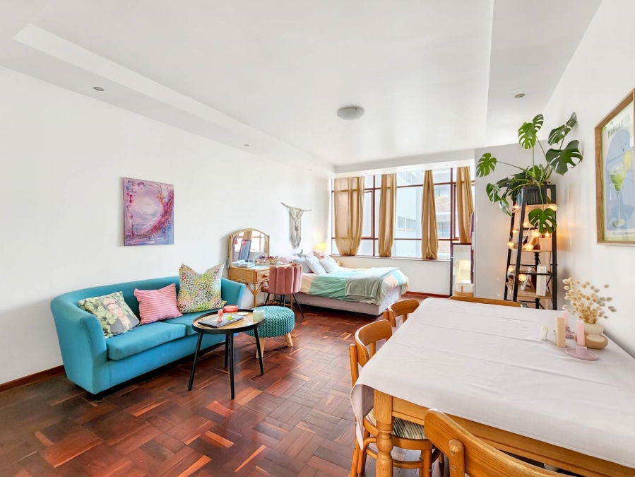 0 Bedroom Property for Sale in Sea Point Western Cape